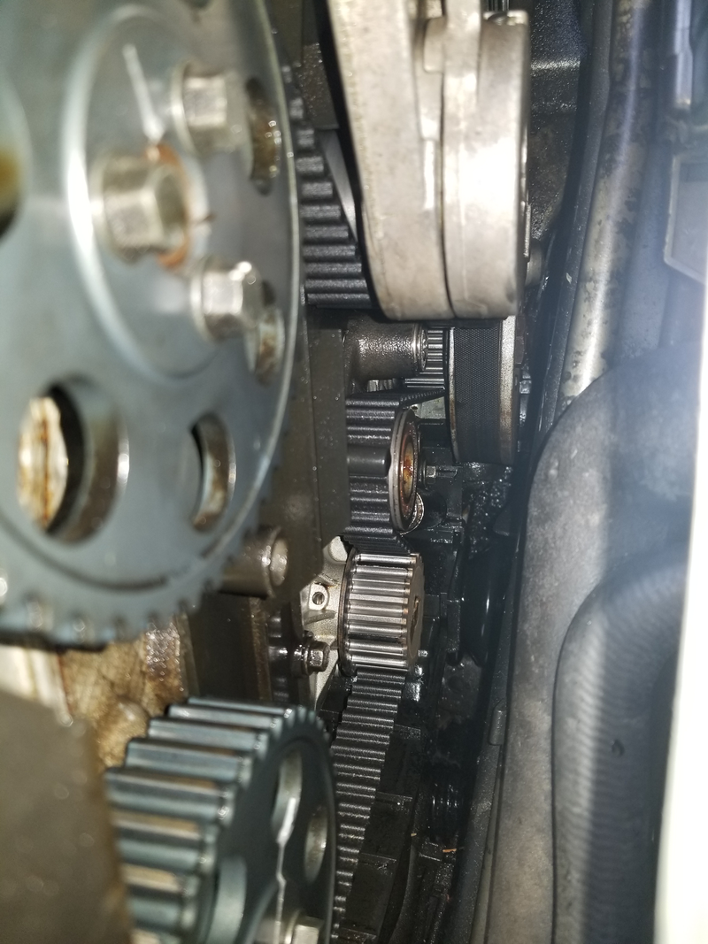 Illustration for article titled Front camshaft seal is bjorked